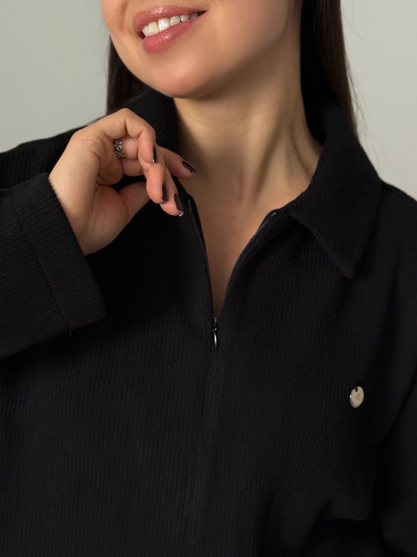 Трикотажний костюм з пуловером на блискавці