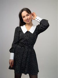 Сукня з контрастним коміром