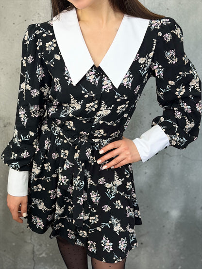 Сукня з контрастним коміром